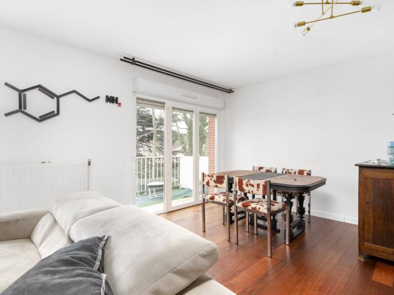 Toulouse Croix de Pierre, grand appartement de T2/3 de  62 m2 traversant terrasse de 11m2 et balcon — photo 1