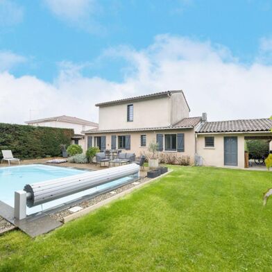 Maison 6 pièces 530000 €