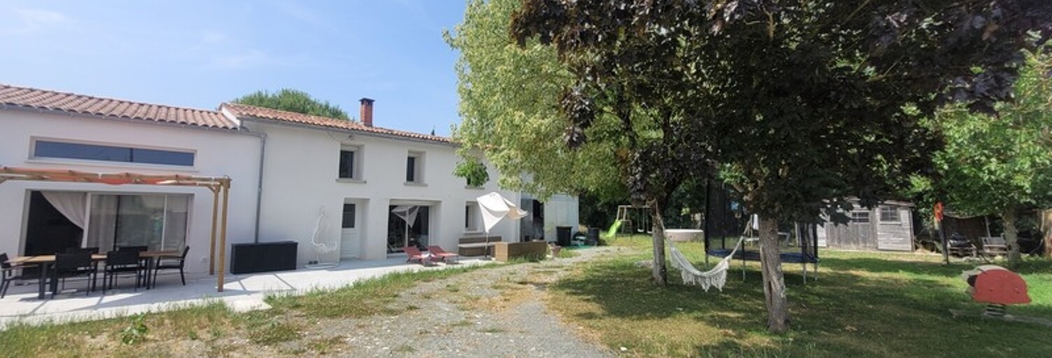 Maison 5 Pièces 148 m² à vendre à Benon (17170)