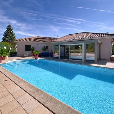 Maison 7 pièces 490000 €