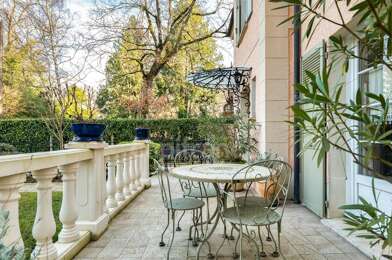 Maison 8 pièces 749000 €