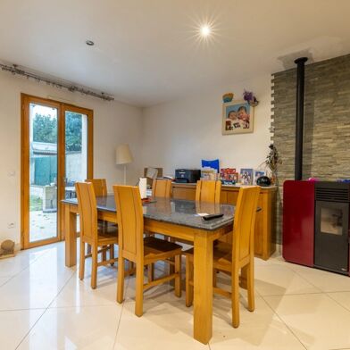 Maison 6 pièces 370000 €