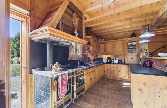 Haute Savoie (74), à vendre MORILLON - Domaine skiable du Grand Massif - Ferme Savoyarde P9 — photo 4