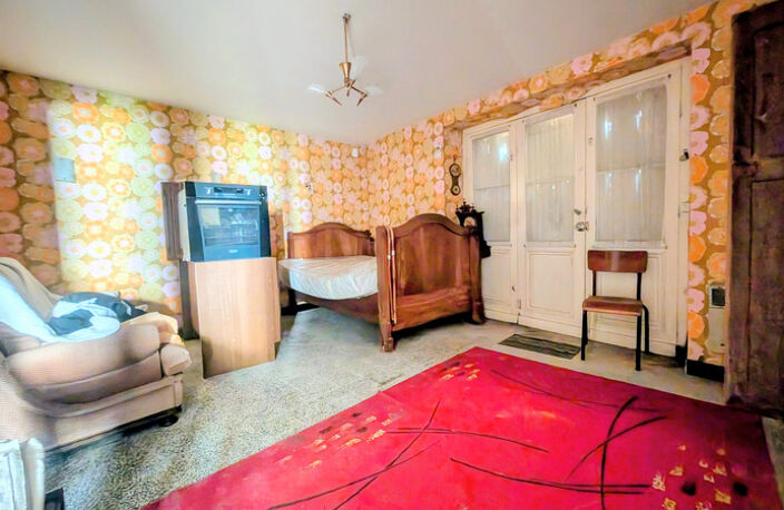 Anciens bâtiments et petite maison à renover sur un terrain avec vue exceptionnelle — photo 3