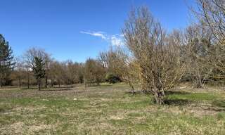 Terrain 2050 m² à construire Saint-Maximin-la-Sainte-Baume (83470)