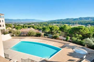 Appartement 3 pièces 254000 €