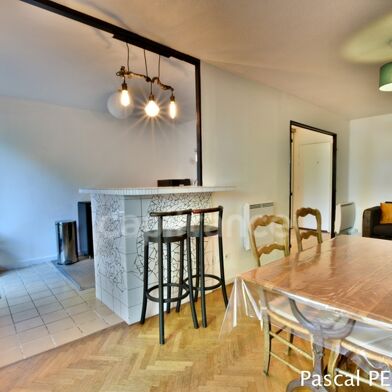 Appartement 2 pièces 900 €