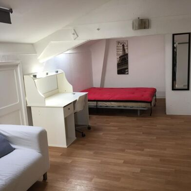 Appartement 1 pièces 560 €