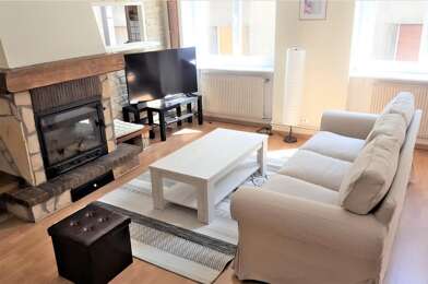 Appartement 5 pièces 970 €