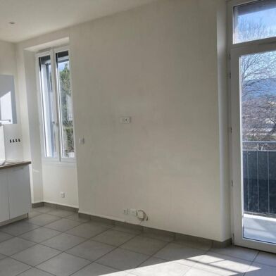 Appartement 2 pièces 800 €