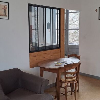 Appartement 3 pièces 880 €