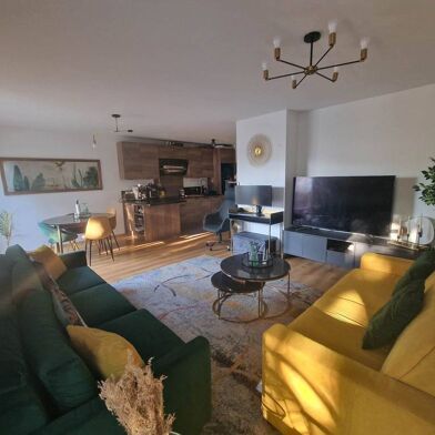 Appartement 3 pièces 1900 €