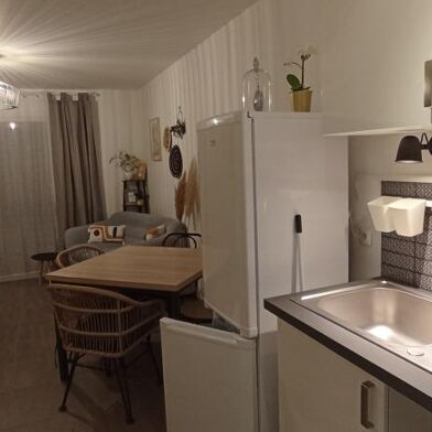 Appartement 3 pièces 690 €