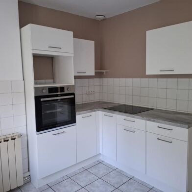 Appartement 3 pièces 490 €