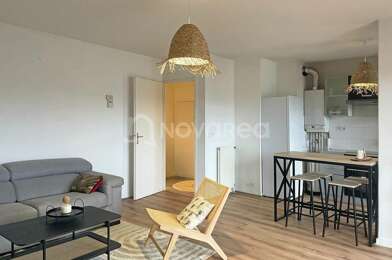 Appartement 3 pièces 790 €