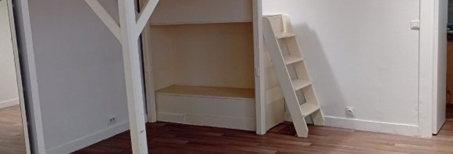 Appartement 1 Pièce 27 m² à louer à Paris 15 (75015)