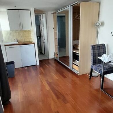 Appartement 1 pièces 720 €
