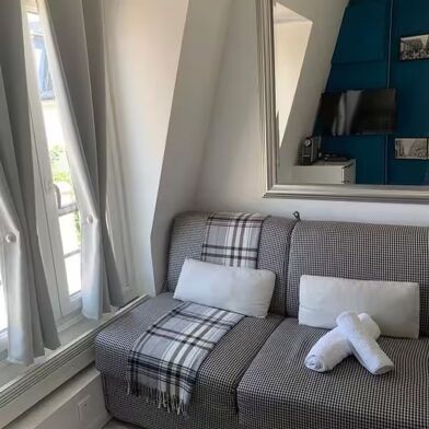 Appartement 1 pièces 560 €