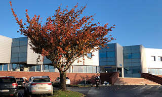 Bureau  378 m² à vendre à Boves (80440)