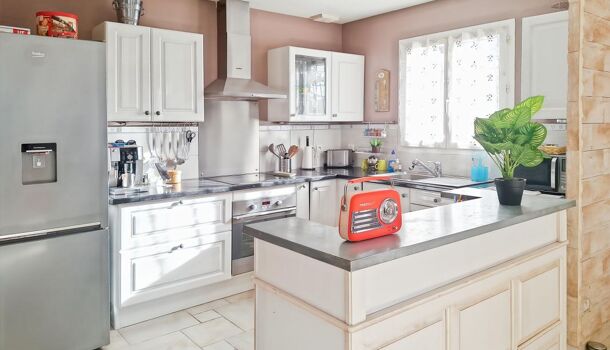 Villa / Maison 5 pièces  à vendre Régusse 83630