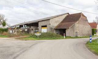Commerce  1010 m² à vendre à Savigny-en-Revermont (71580)