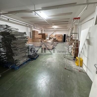 Local industriel  8500 €