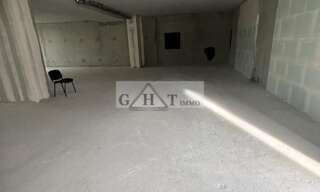 Commerce  210 m² à vendre à Saint-Cyr-l'École (78210)