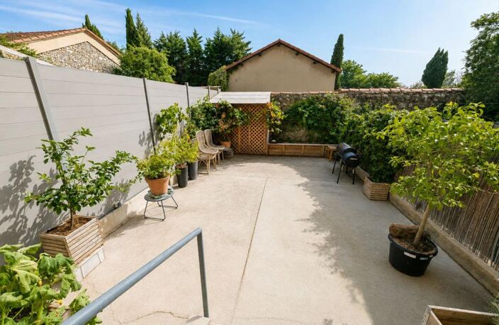 Maison à MONTFAVET – 61 m² – 2 chambres – Jardin intimiste — photo 2