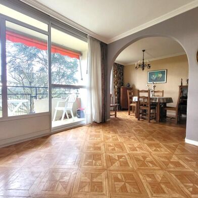 Appartement 4 pièces 222000 €