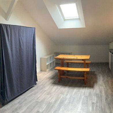 Appartement 1 pièces 330 €