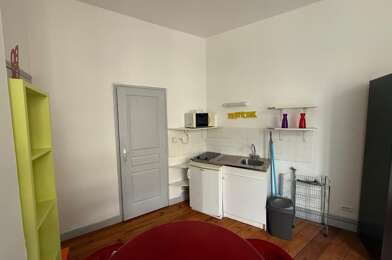 Appartement 1 pièces 360 €