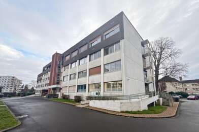 Commerce  123000 €