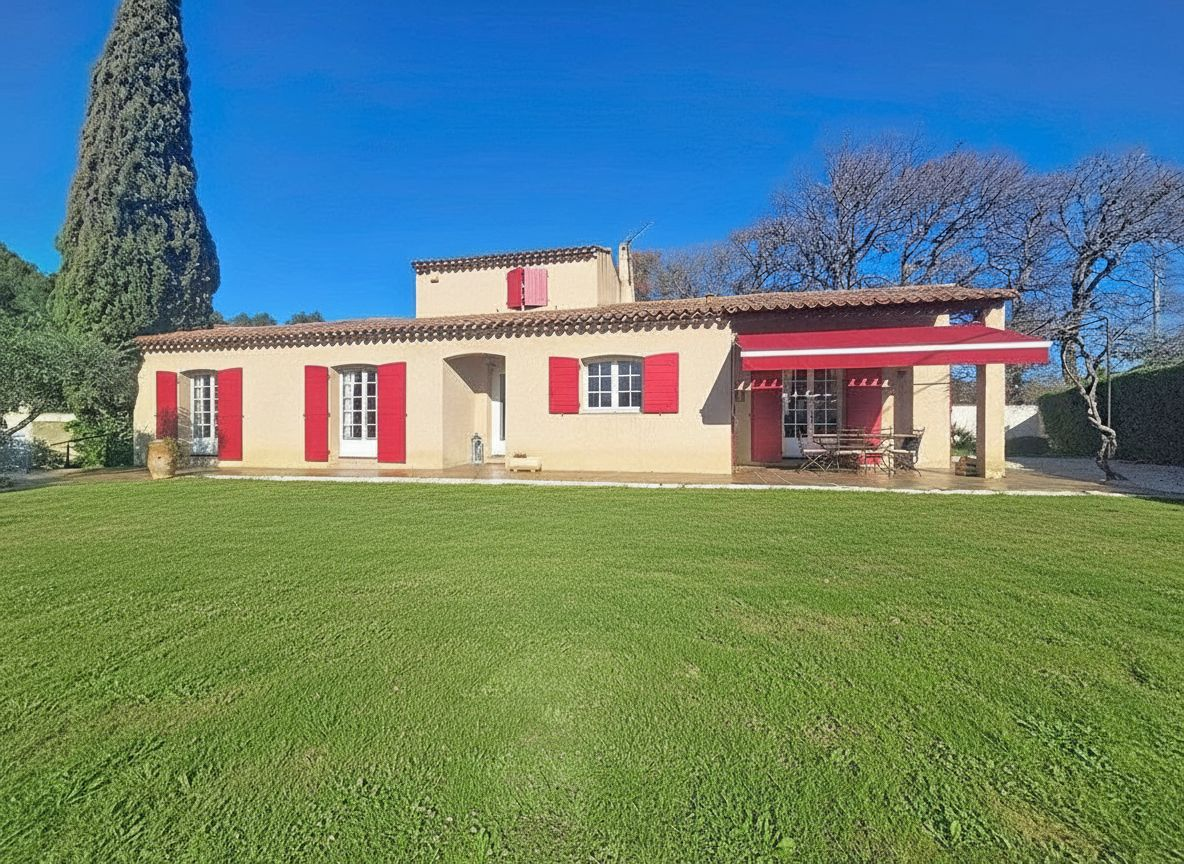 Villa / Maison  T5 à vendre Les Milles 13290