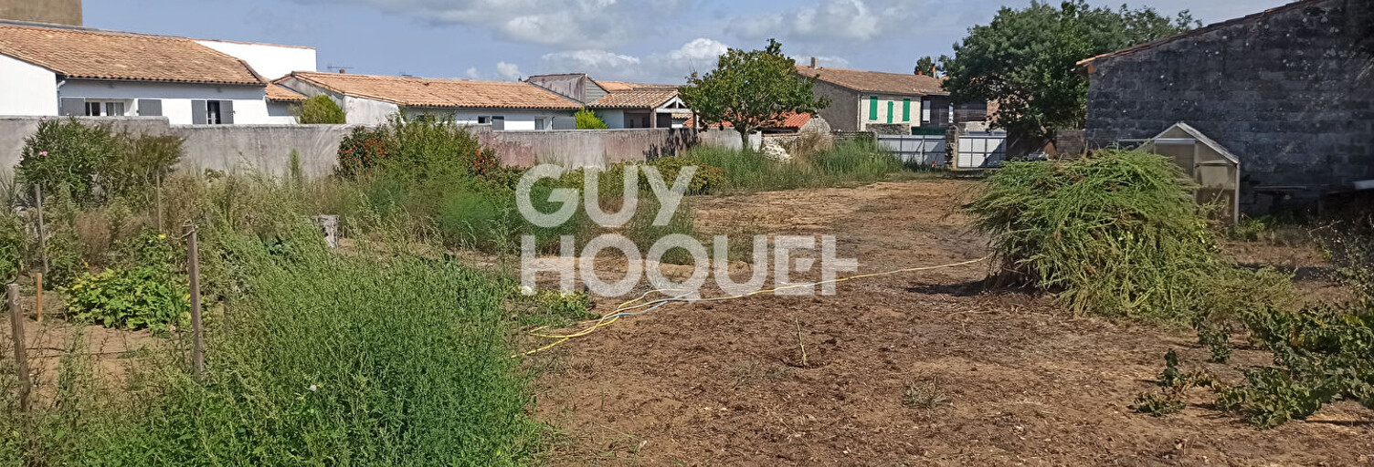 Terrain  646 m² à vendre à Sainte-Marie-de-Ré (17740)