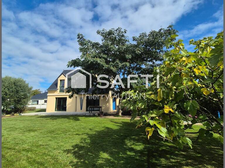 Maison en plein centre bourg de Saint-Marcel. — photo 1