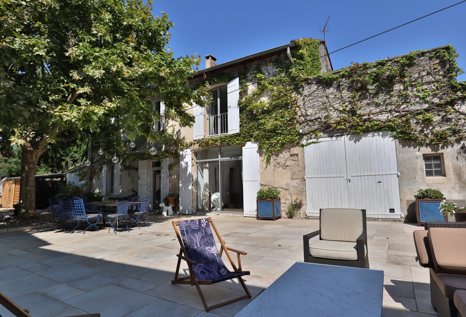 Dept 13 - Noves - Très beau mas de village avec piscine et d — photo 1