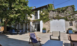 Maison 8 Pièces 209 m² à vendre à Noves (13550)