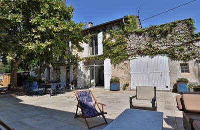 Dept 13 - Noves - Très beau mas de village avec piscine et d — photo du bien