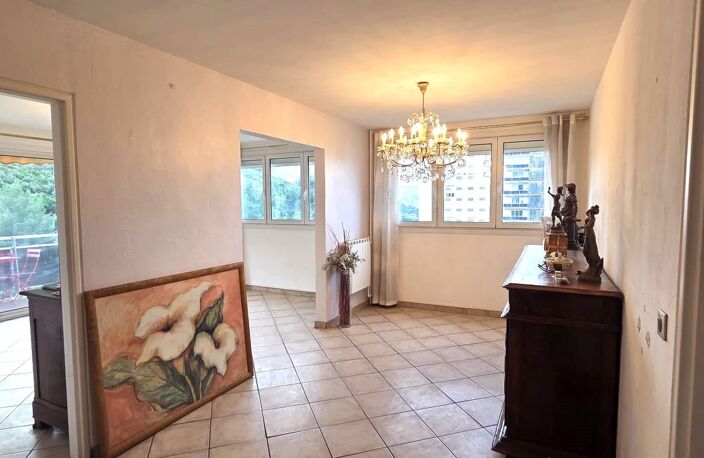 Appartement type 4 de 80 m² avec terrasse balcon + 2 garages — photo 5
