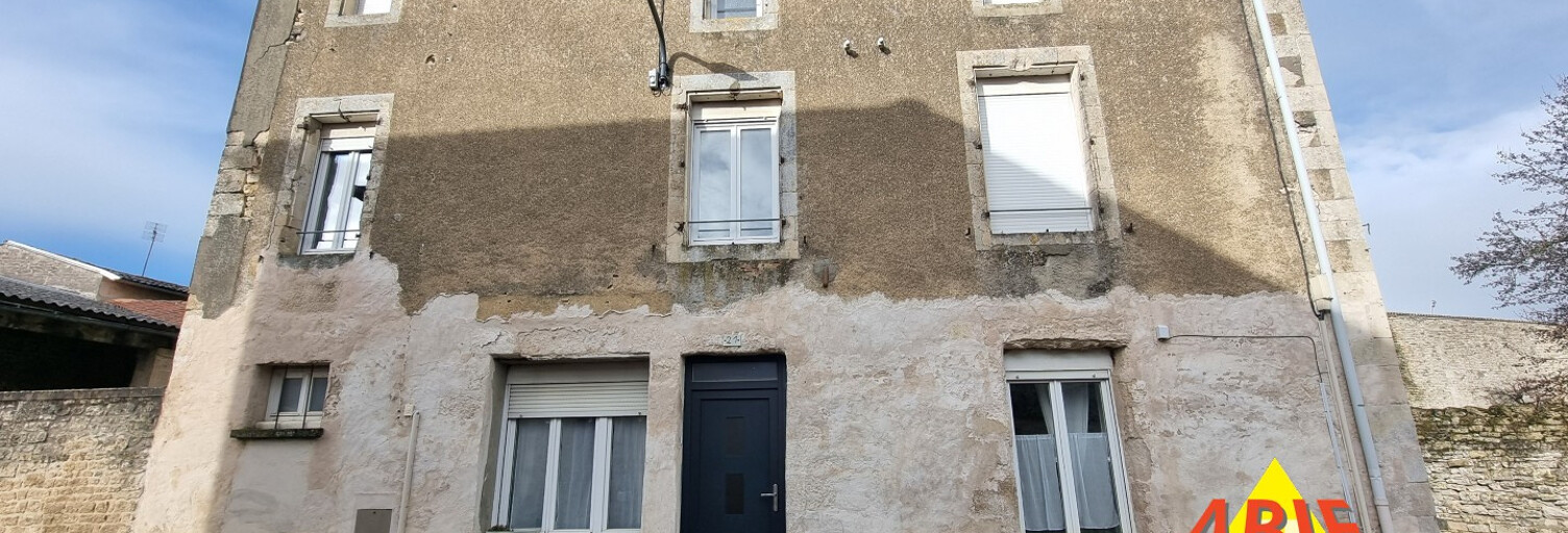 Maison 5 Pièces 109 m² à vendre à Cherveux (79410)