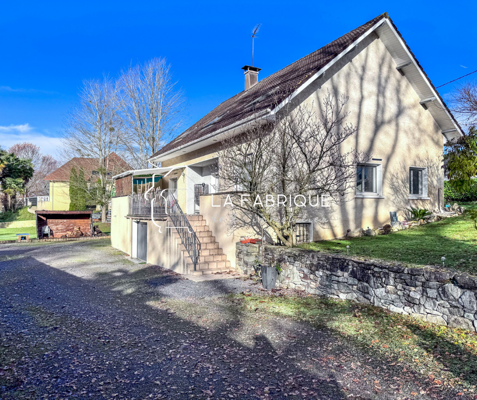 Villa / Maison 9 pièces  à vendre Montardon 64121