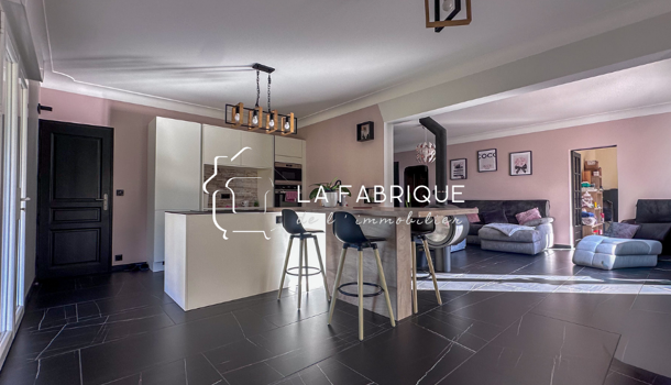 Villa / Maison 9 pièces  à vendre Montardon 64121