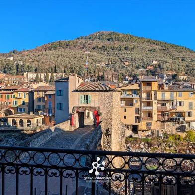 Appartement 4 pièces 220000 €