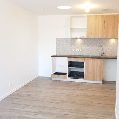 Appartement 2 pièces 686 €