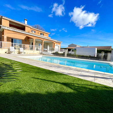 Maison 7 pièces 479000 €