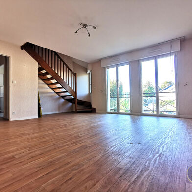 Appartement 4 pièces 246200 €