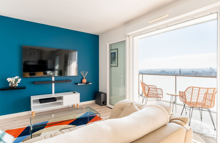 A LOUER - T4 AVEC VUE PANORAMIQUE - PARKING — photo 2