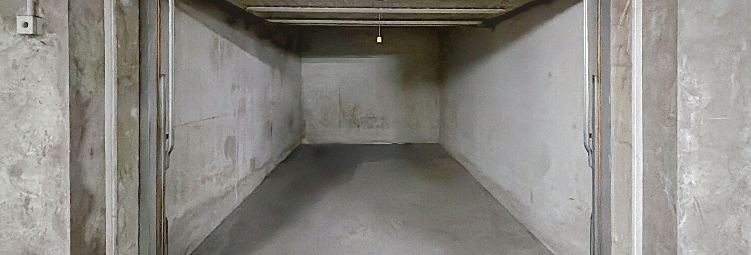 Garage   m² à louer à Chambéry (73000)