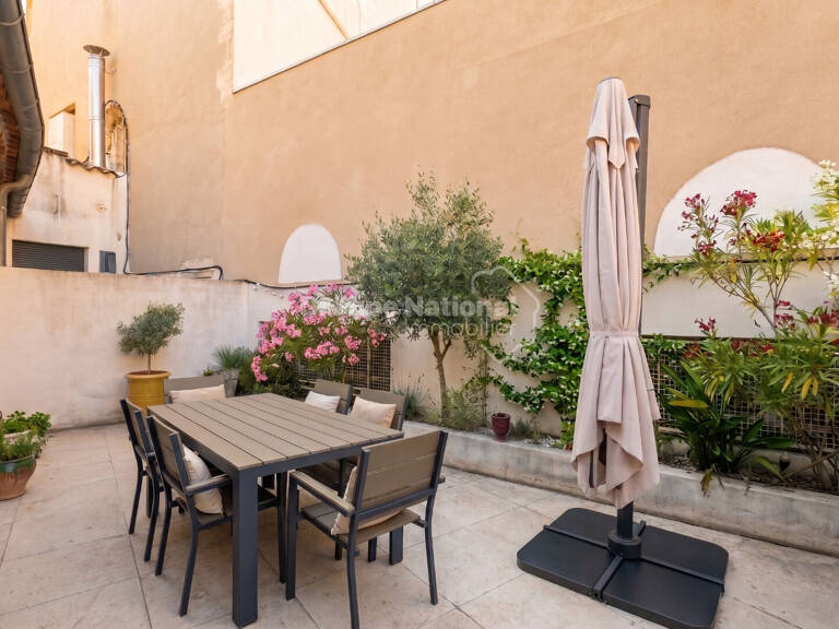 Loft de caractère à deux pas des Arènes de Nîmes - Terrasses et garage — photo 1