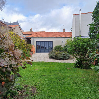 Maison 7 pièces 499000 €